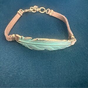 Lucky Brand Feather bracelet w/ leather band